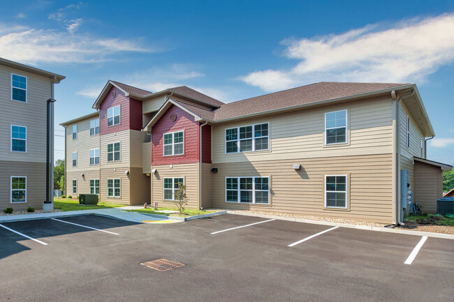 Eastgate Condominiums - Apartments in Pigeon Forge, TN | Apartments.com