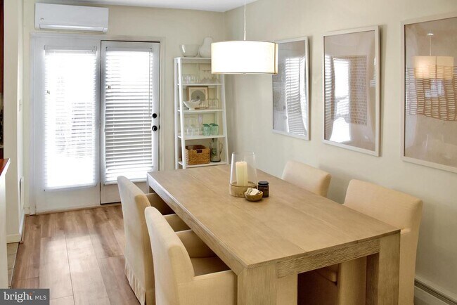 Foto del edificio - 159 Columbia Ave