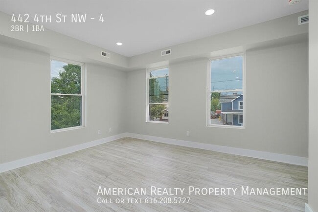 Foto del edificio - 442 4th St NW
