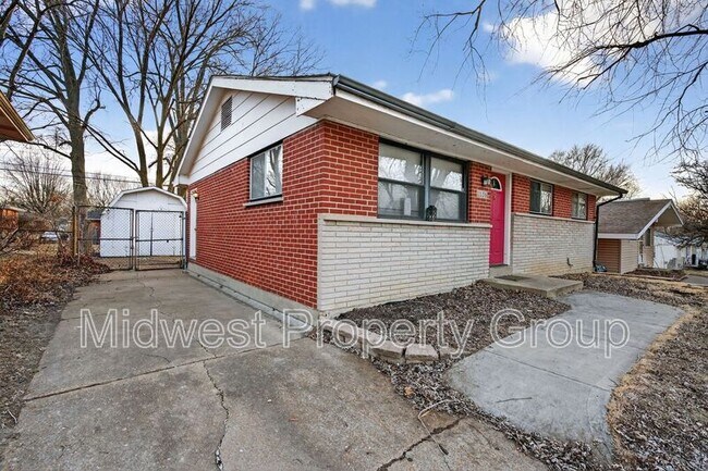 Foto del edificio - 1156 Cove Ln