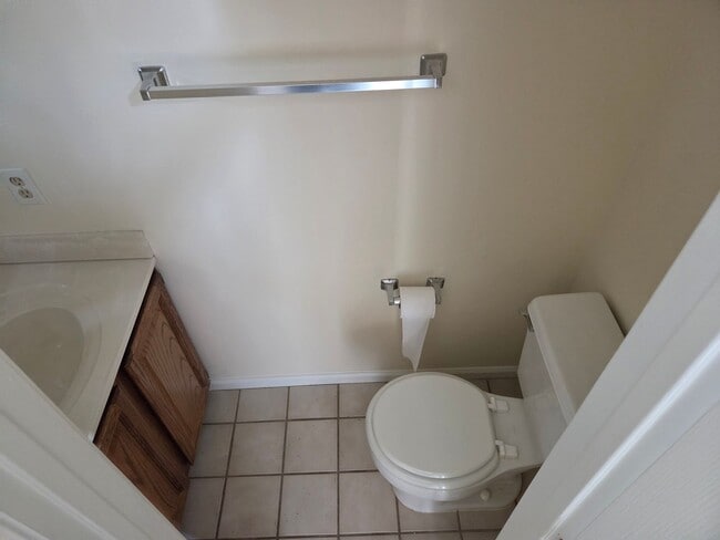 Building Photo - 131 Attic Ct