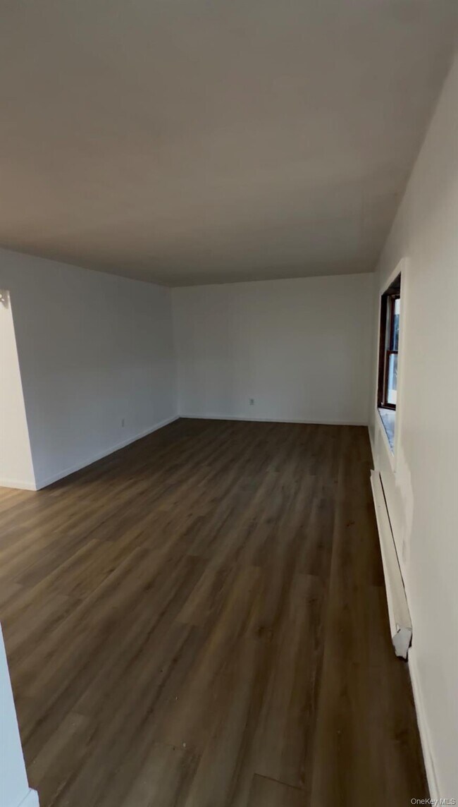 Foto del edificio - 546 Granny Rd