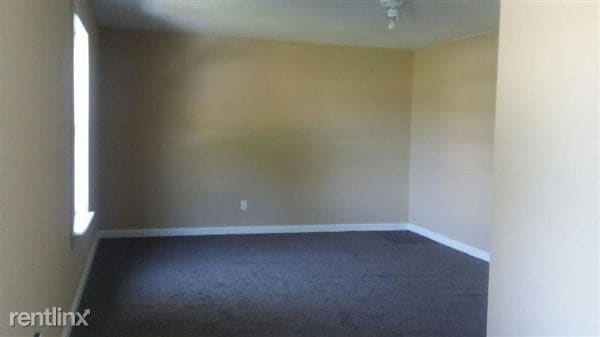 Building Photo - 4704 Shreveport Blvd