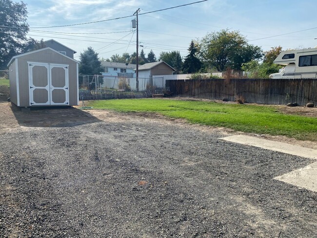 Building Photo - Charming 2 bedroom house in Selah!