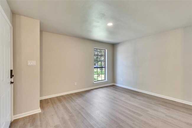Building Photo - 8511 Fathom Cir