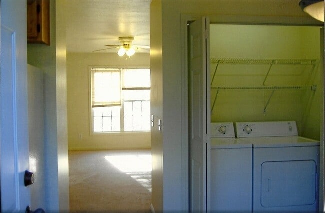 Foto del edificio - 959 13th St SE