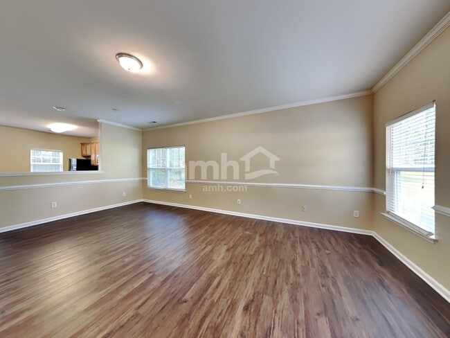 Foto del edificio - 1071 Heritage Manor Dr