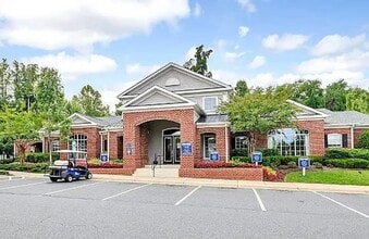 Building Photo - 237 Yellowstone Dr