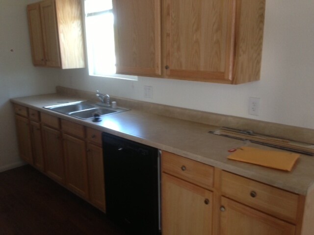 Building Photo - 6551 Wunderlin Ave