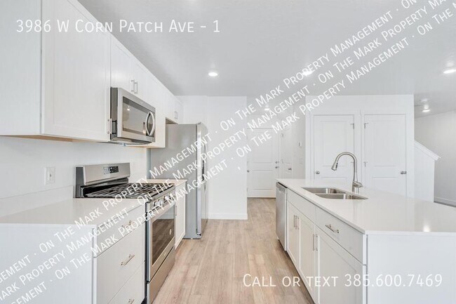 Building Photo - 3986 W Corn Patch Ave