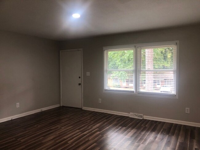 Building Photo - **$200 Rent Credit** ALL NEW INSIDE!!!-Two...