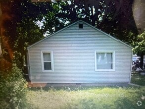 Building Photo - 308 Canby Ave