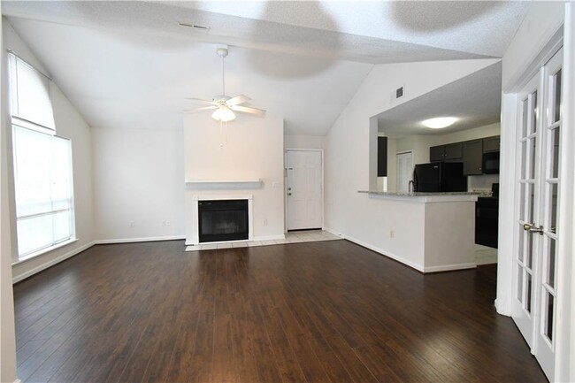 Building Photo - 607 Cypress Pointe St
