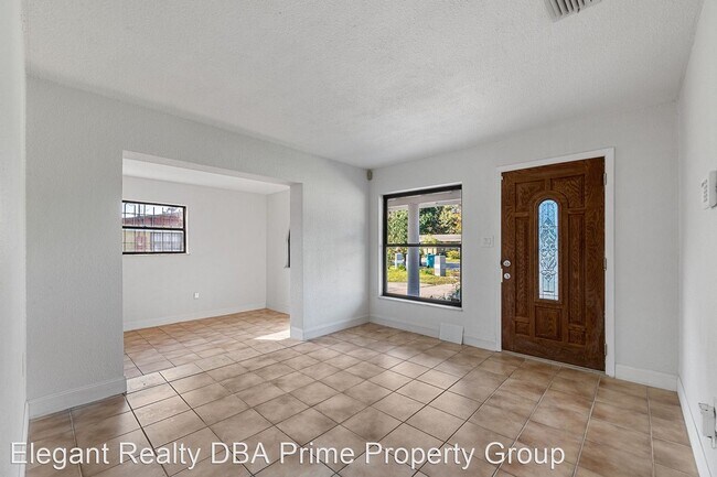 Building Photo - 3 br, 1 bath House - 17 Judith Lane