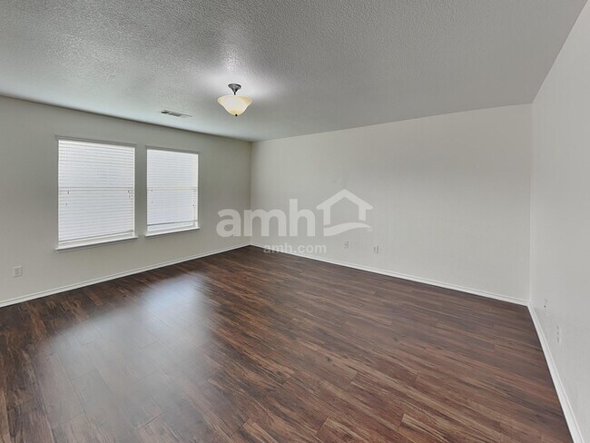 Foto del edificio - 14117 Cochise Dr