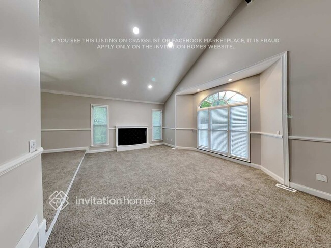 Building Photo - 3613 Downing St