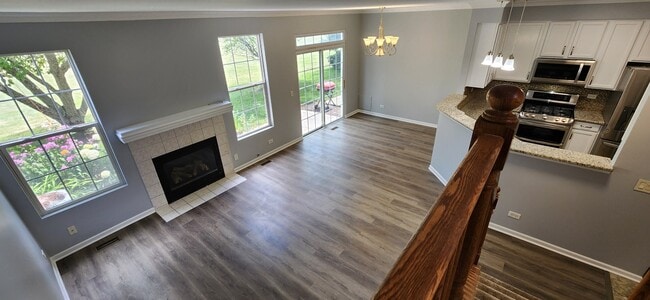 Building Photo - 24062 Walnut Cir
