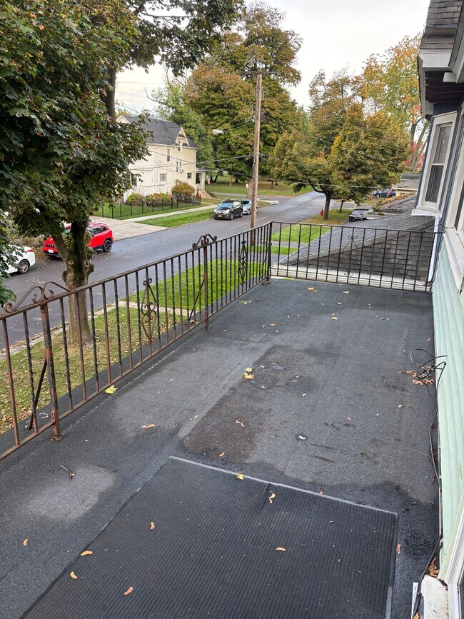 Foto del edificio - 17 Newman Place