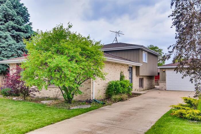 Primary Photo - 8536 162nd Pl, Tinley Park, IL, 60487