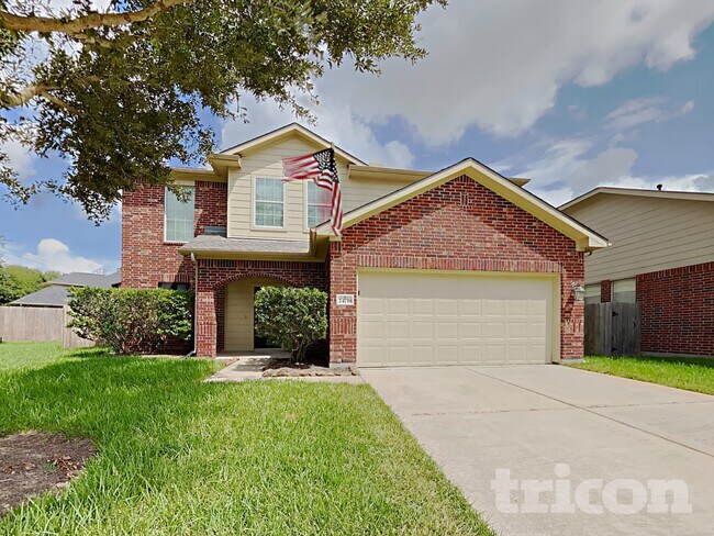 Building Photo - 24718 Lakecrest Creek Dr