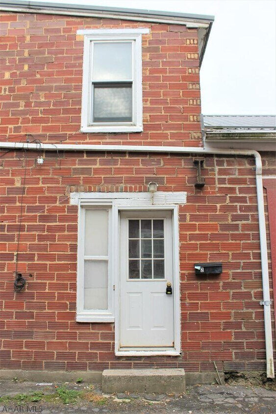 Primary Photo - 130 Lafayette Ave
