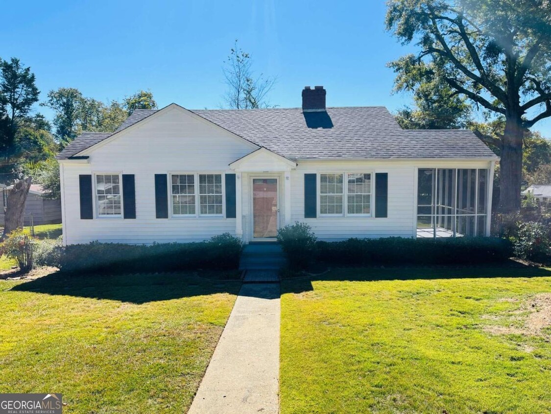 Primary Photo - 224 Beechwood Cir