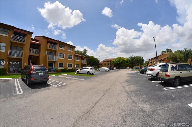 Foto del edificio - 15630 SW 80th St