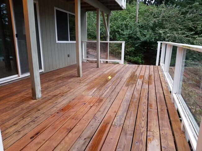 Deck - 8609 Warren Dr NW
