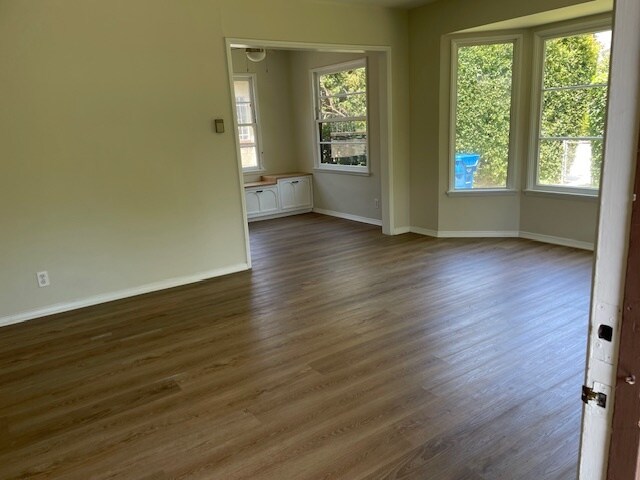 living room / dinning room - 10920 Exposition Blvd