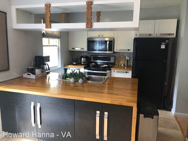 Foto del edificio - 3 br, 1.5 bath House - 3745 Canadian Arch
