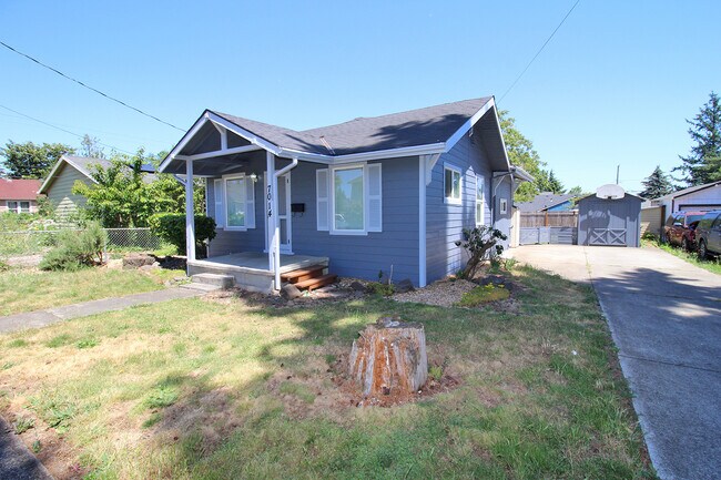 Building Photo - 7014 SE 83rd Ave