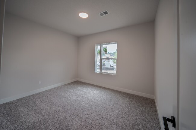 Foto del edificio - 20667 Barker St