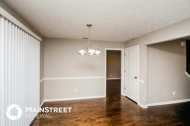 Foto del edificio - 3900 Saddlecreek Dr