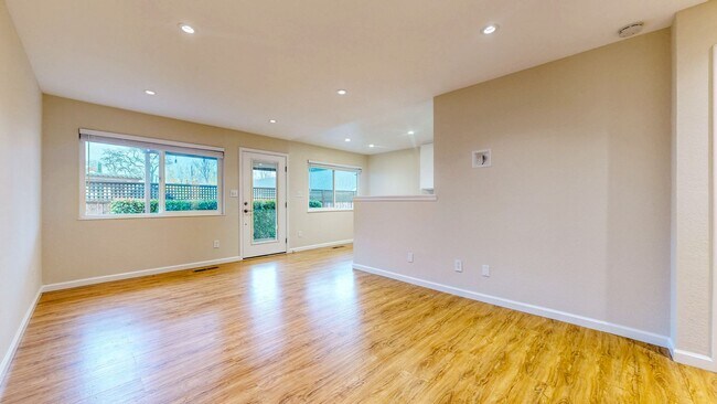 Foto del edificio - 1145 Edwards St