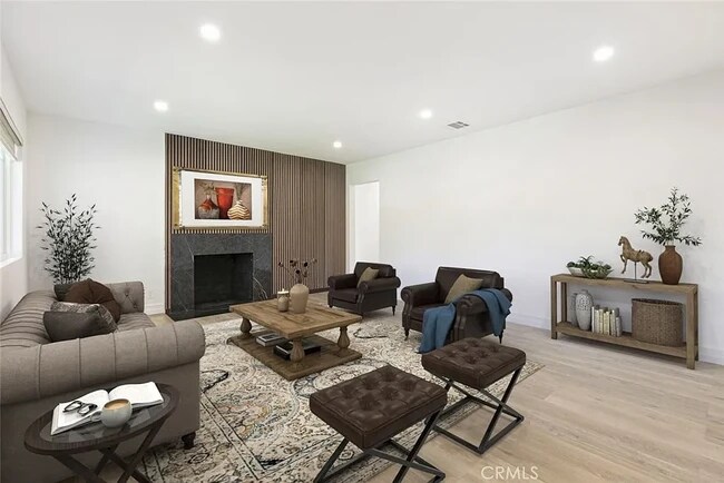 Building Photo - 4825 Angeles Crest Hwy