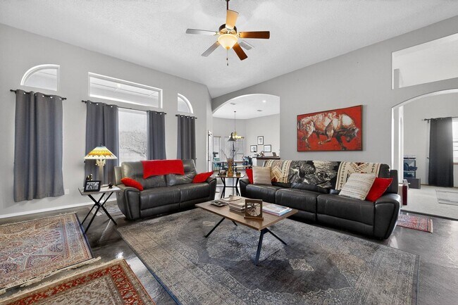 Foto del edificio - NW Executive Living 3/BD 2.5/BA 3/CG