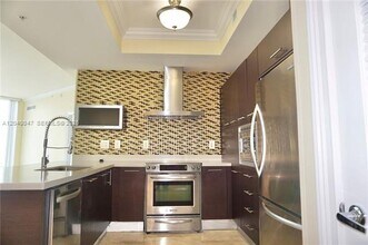 Building Photo - 200 Sunny Isles Blvd
