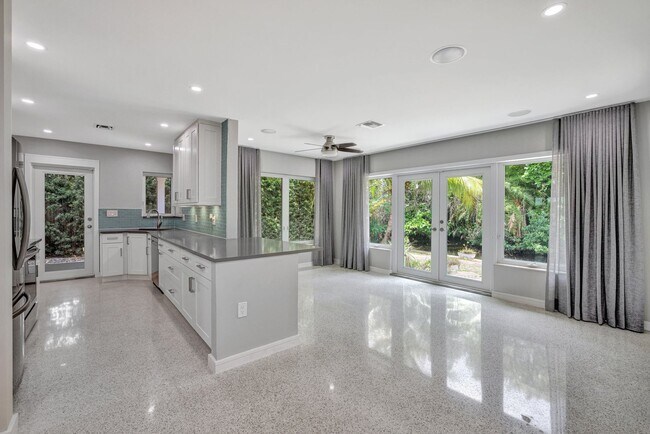 Foto del edificio - Gorgeous Wilton Manors 2 Bedroom House w/G...