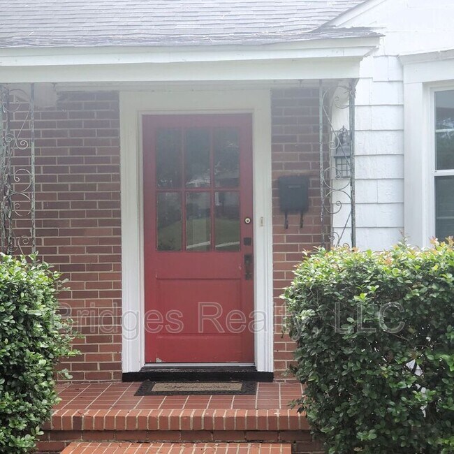 Foto del edificio - 2212 Montclair St