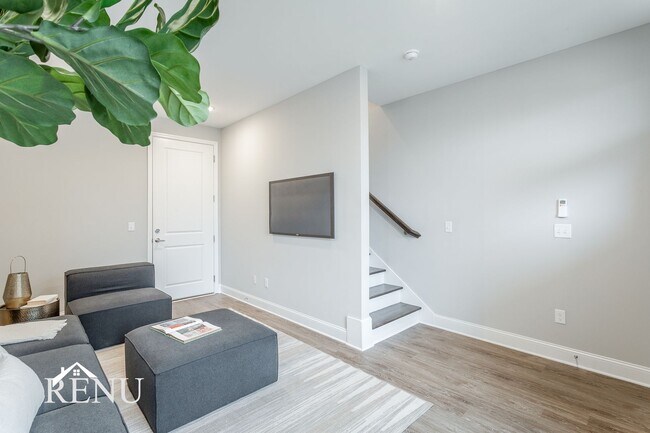Foto del edificio - Now Available!