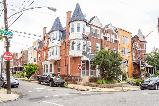 Foto del edificio - 2 br, 1 bath 4plex - 640 N 32ND ST Unit 1R