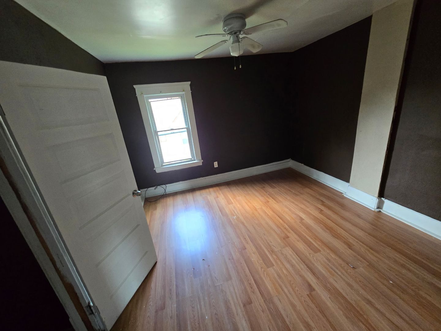 10117 Somerset Ave Cleveland, OH 44108 – photo 2
