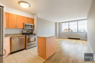 Building Photo - 776 Sixth Avenue