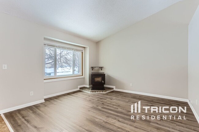 Foto del edificio - 1464 147th Ave NW