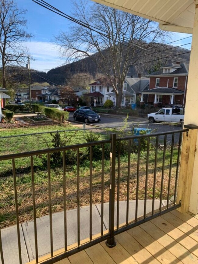 Foto del edificio - 1512 8th St SE