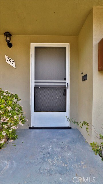 Building Photo - 757 Baylor Ave
