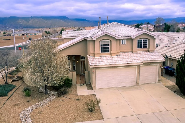 Building Photo - 9132 Autumn Rose Dr NE
