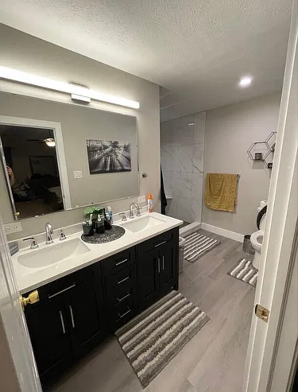 Foto del edificio - 443 Watercress Way