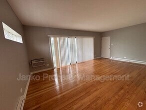 Building Photo - 3125 W 79th St