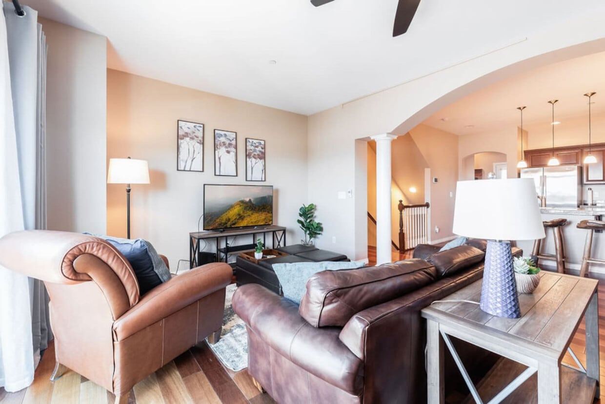 Foto principal - 2325 S G St